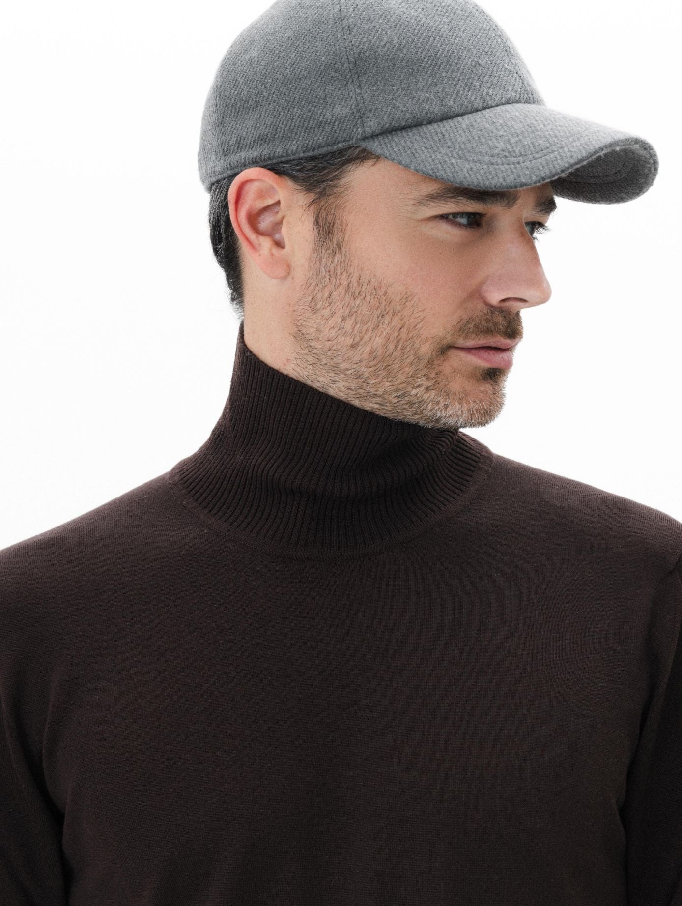 Natural Seamless Merino Turtleneck